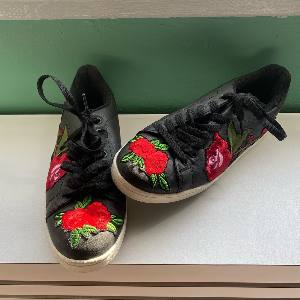 Exé rose patch sneakers